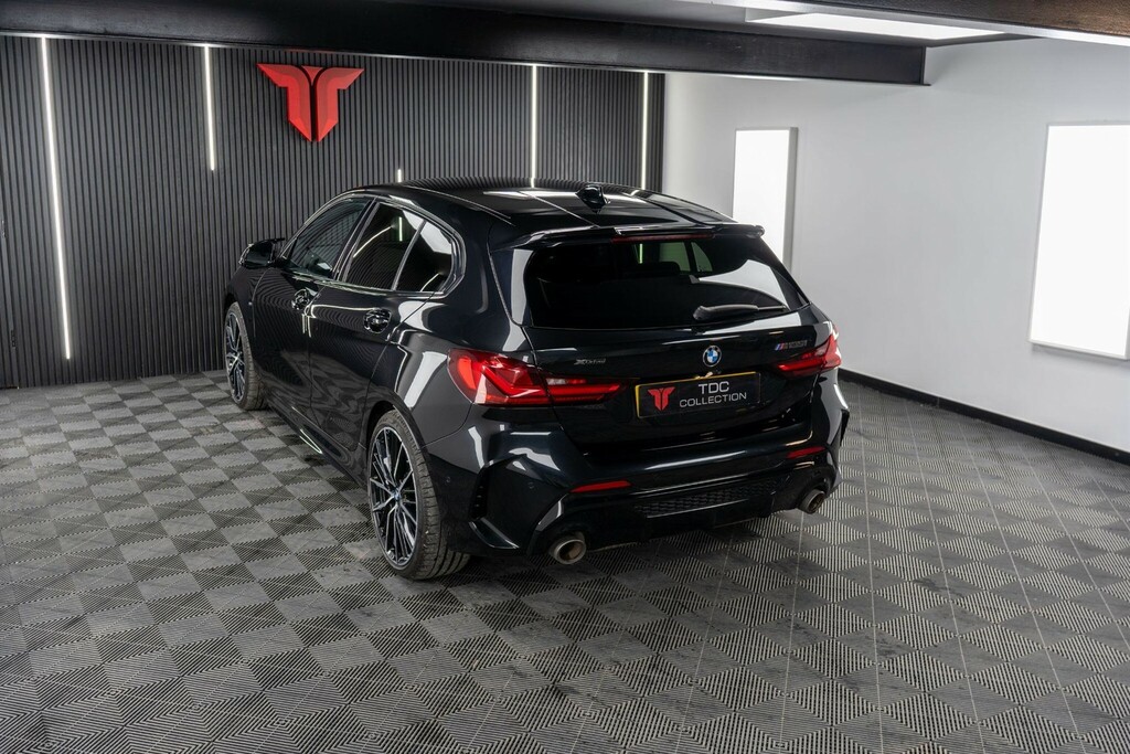 BMW 1 Series Hatchback LD20VUX Black #2