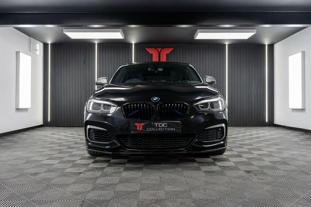 BMW 1 Series Hatchback YM18GKZ Black #5