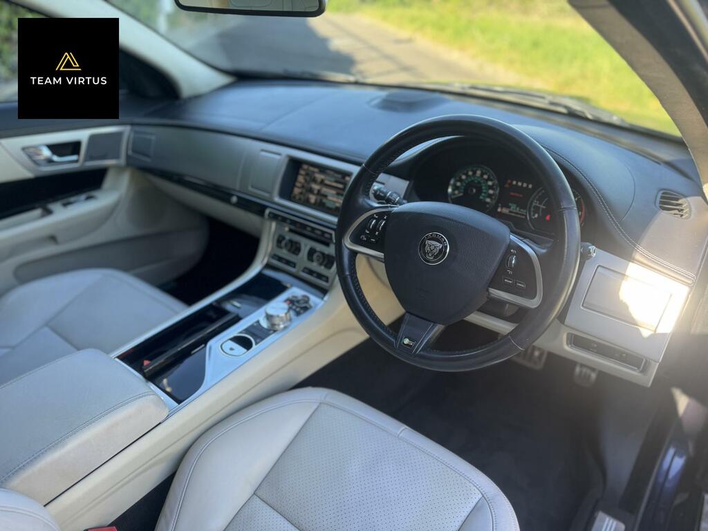 Jaguar XF 3.0D S V6 Portfolio Saloon Euro 5 EF64YPP Blue #3