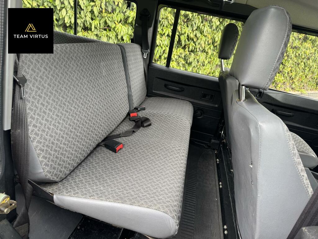Land Rover Defender 110 Pickup Blue #22
