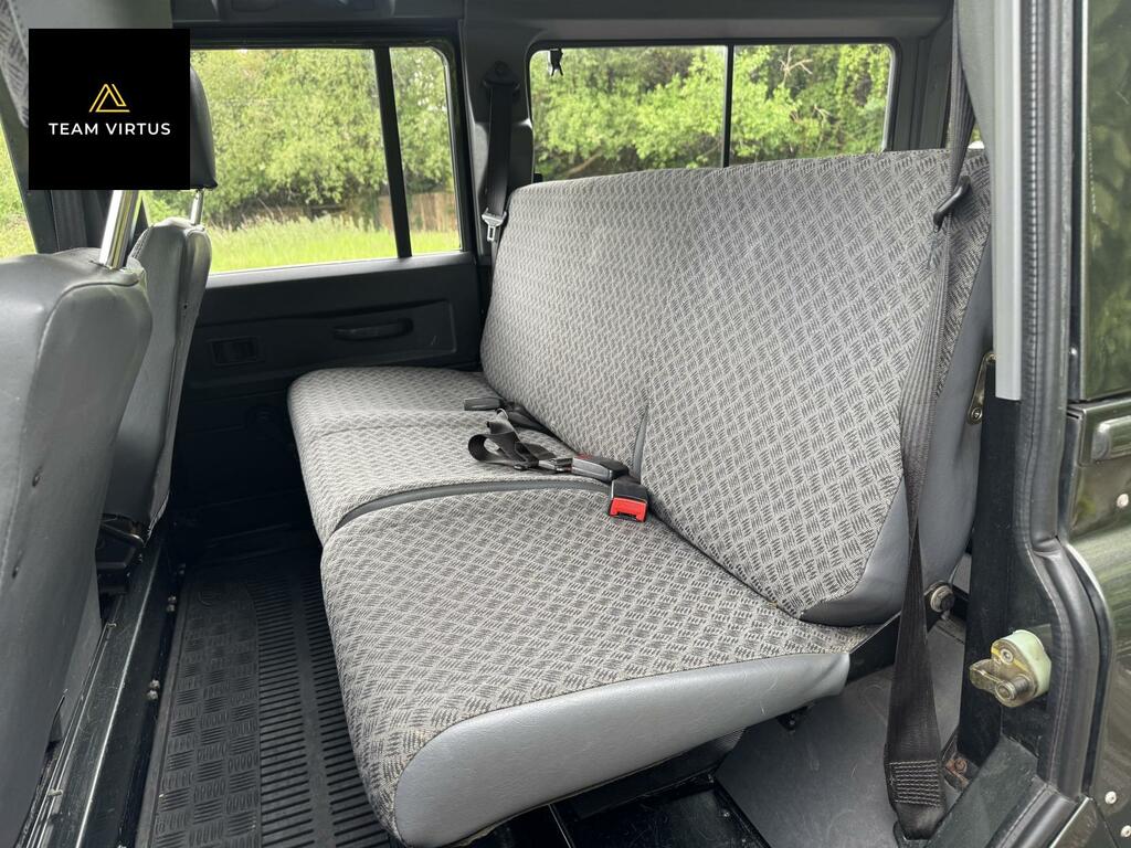 Land Rover Defender 110 Pickup Blue #20