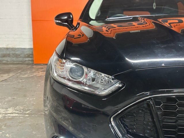 Ford Mondeo Tdci St-line X Estate EG17XVF Black #4