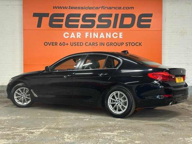 BMW 5 Series 520D Se Saloon YY18GCU Black #4