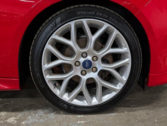 Ford Focus Tdci St-line Hatchback WO17WLV Red #3