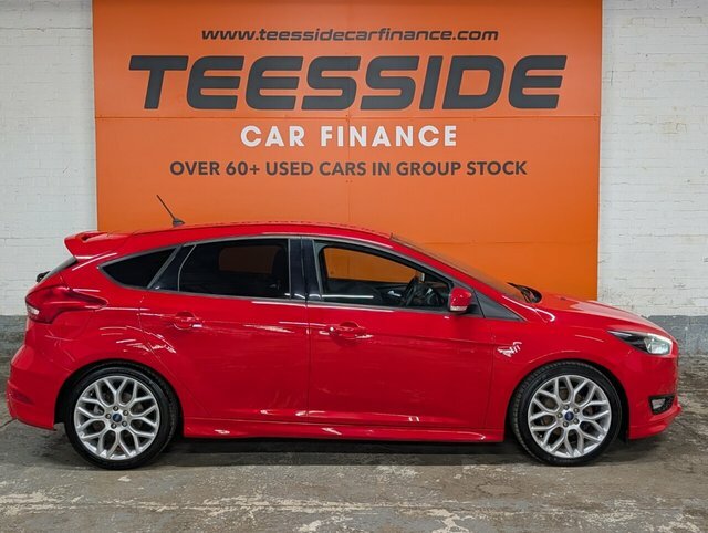 Ford Focus Tdci St-line Hatchback WO17WLV Red #2