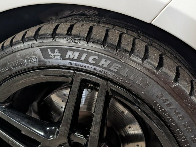 Mercedes-Benz E Class E220 Bluetec Amg Night HF16OJB White #4