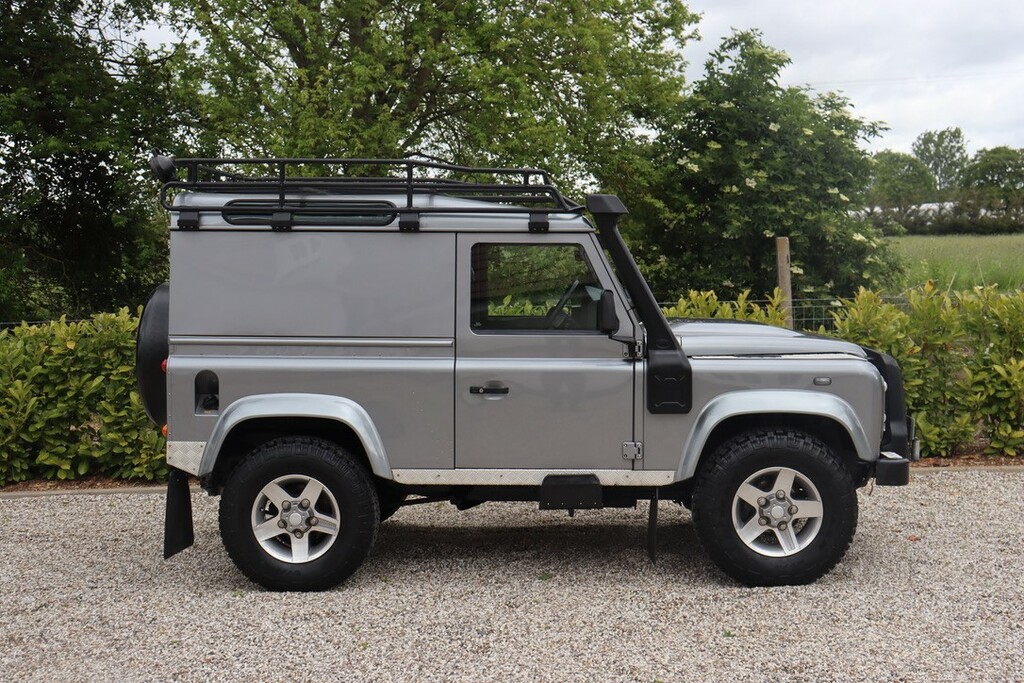 Land Rover Defender 90 90 2.2 Tdci Hard Top #3