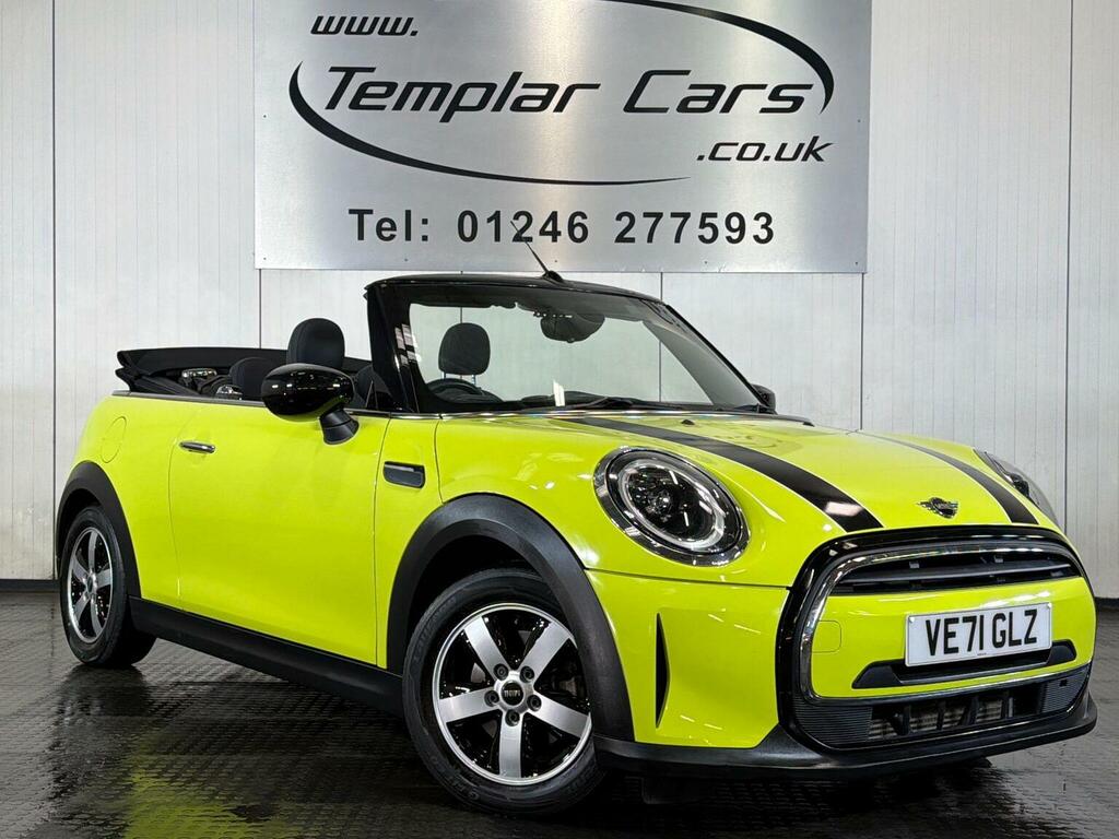 Mini Convertible Convertible 1.5 Cooper Classic Steptronic Euro 6 Yellow