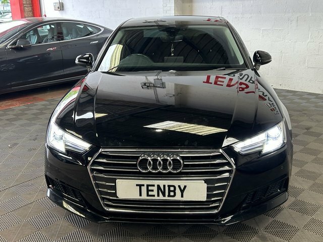 Audi A4 Tfsi Se LM18GKF Black #2