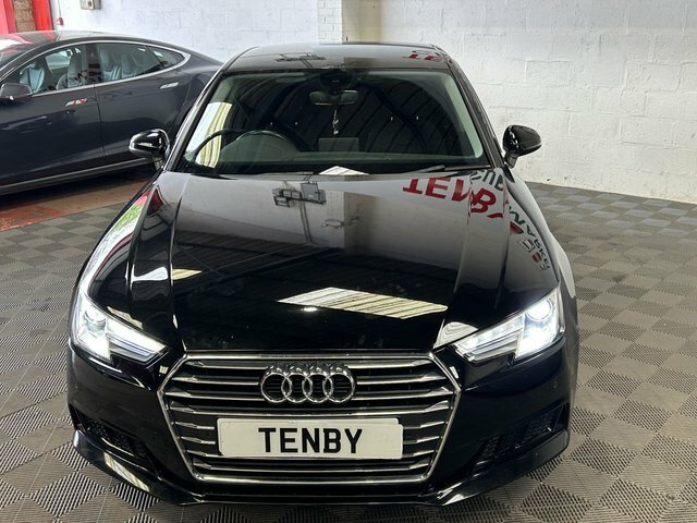 Audi A4 Tfsi Se LM18GKF Black #3