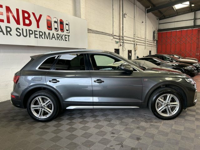 Audi Q5 Automatic WM21XSW Grey #4