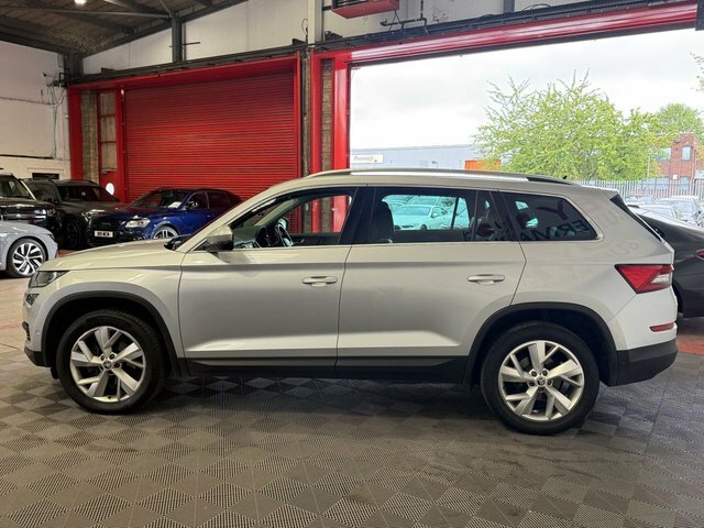 Skoda Kodiaq Kodiaq Edition Tdi Scr 4X4 S-a DL67SWO Silver #5