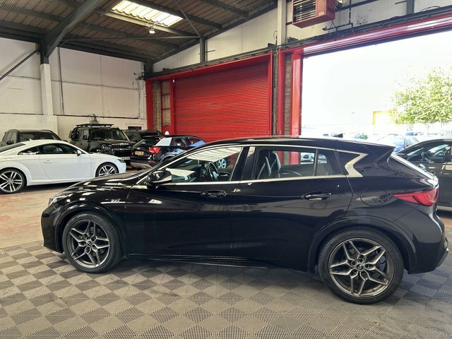 Infiniti Q30 Automatic RO17WTM Black #4