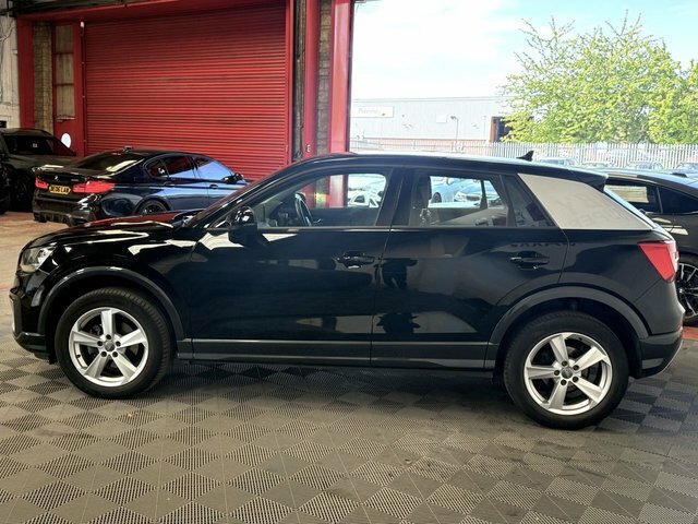 Audi Q2 Q2 Sport 30 Tdi S-a BA68JWO Black #5
