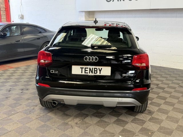 Audi Q2 Q2 Sport 30 Tdi S-a BA68JWO Black #6