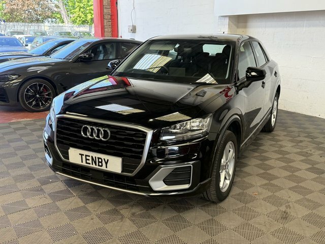 Audi Q2 Q2 Sport 30 Tdi S-a BA68JWO Black #4