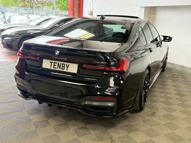 BMW 7 Series Automatic WD69AKY Black #6