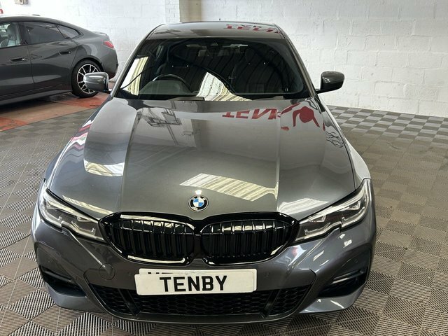 BMW 3 Series Automatic YF69LRJ Grey #2