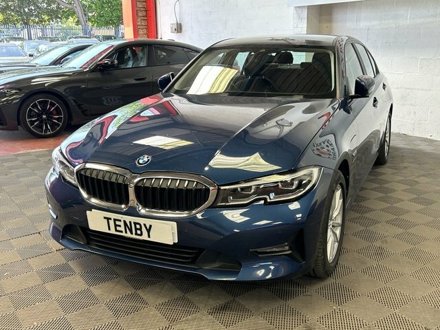 BMW 3 Series Automatic RJ22UNE Blue #4