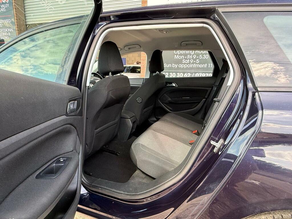 Peugeot 308 SW 1.6 Bluehdi Gt Line Grey #58