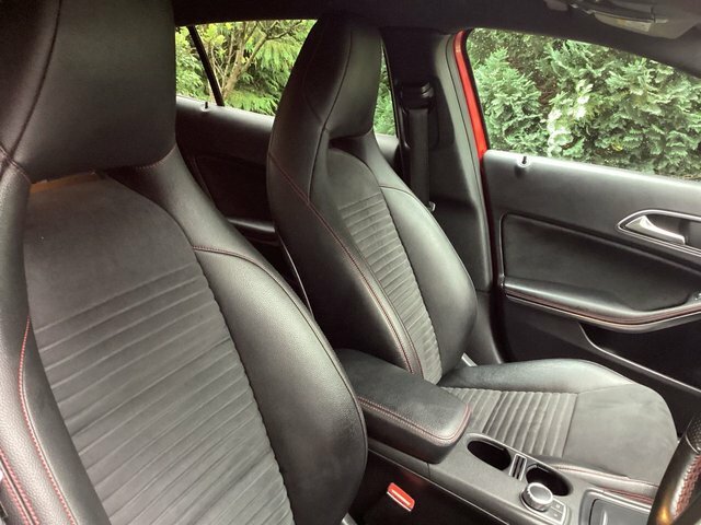 Mercedes-Benz GLA Class 2.1 Gla220 Cdi Amg Line Suv 7G-dct 4Mat IRZ3105 Red #6