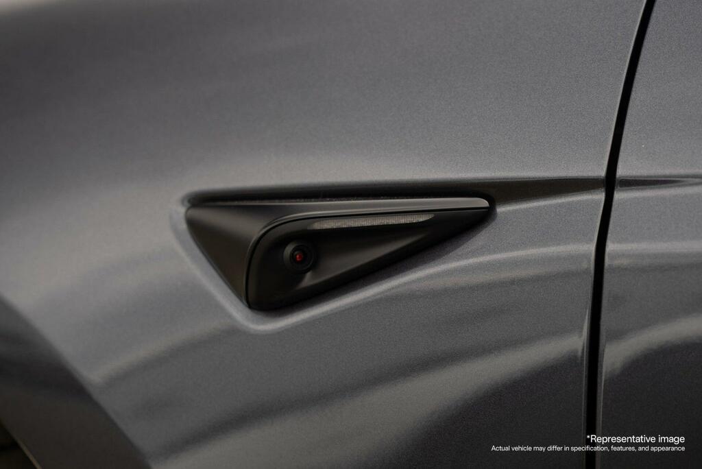 Tesla Model Y Performance Silver #5