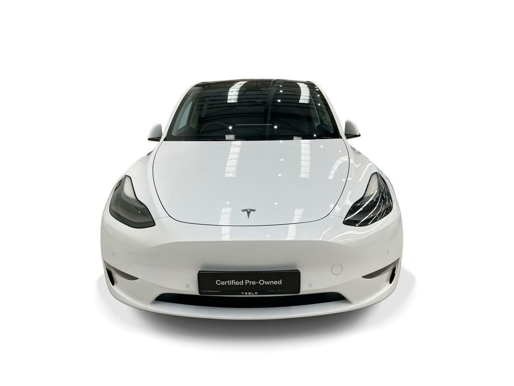 Tesla Model Y Dual Motor Long Range 4Wde White