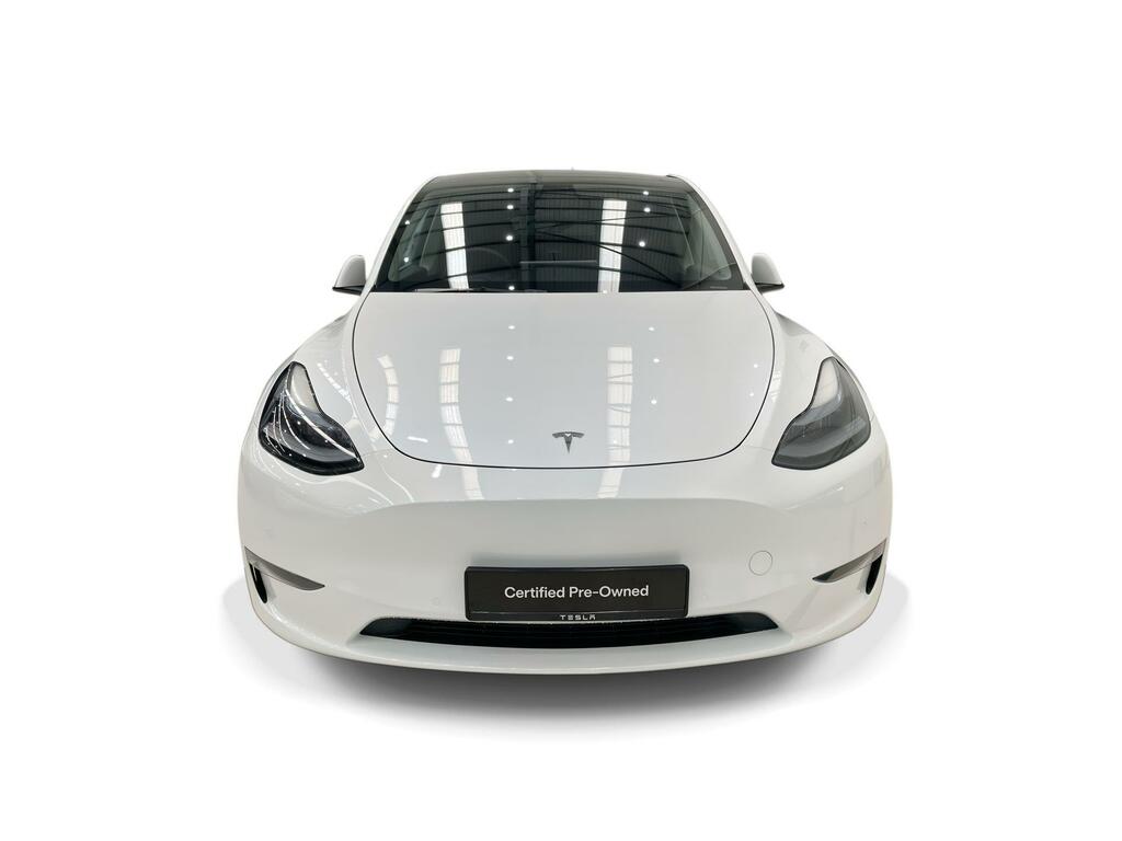 Tesla Model Y Dual Motor Long Range 4Wde White