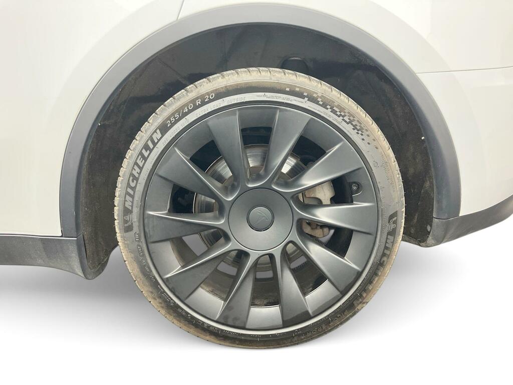Tesla Model Y Dual Motor Long Range 4Wde  White #6