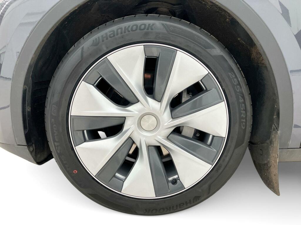 Tesla Model Y Auto Rwd 5dr  Silver #3