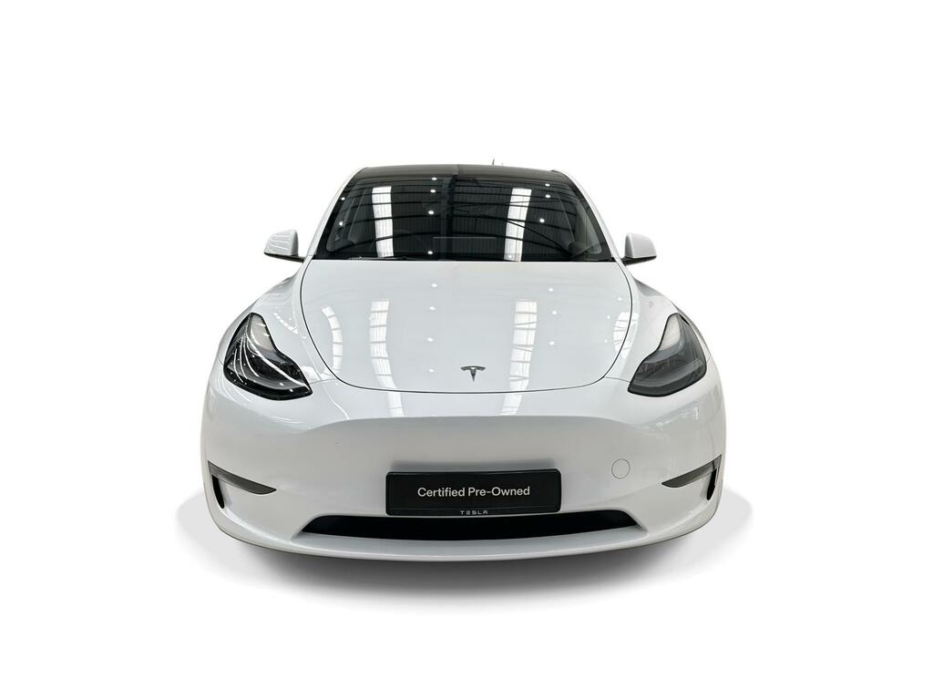 Tesla Model Y Dual Motor Long Range 4Wde White