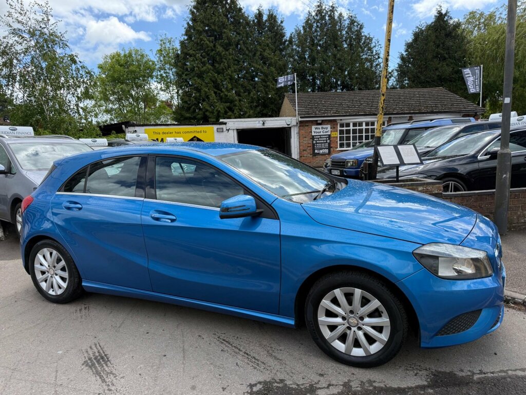 Mercedes-Benz A Class 1.5 A180 Cdi Se 7G-dct Euro 5 Ss KT15OXR Blue #3