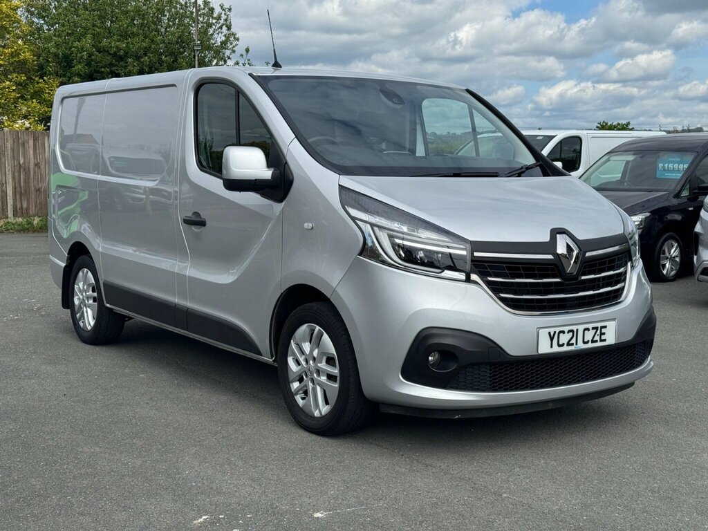 Renault Trafic 2.0 Dci Energy 28 Sport Nav Swb Standard Roof Euro Silver