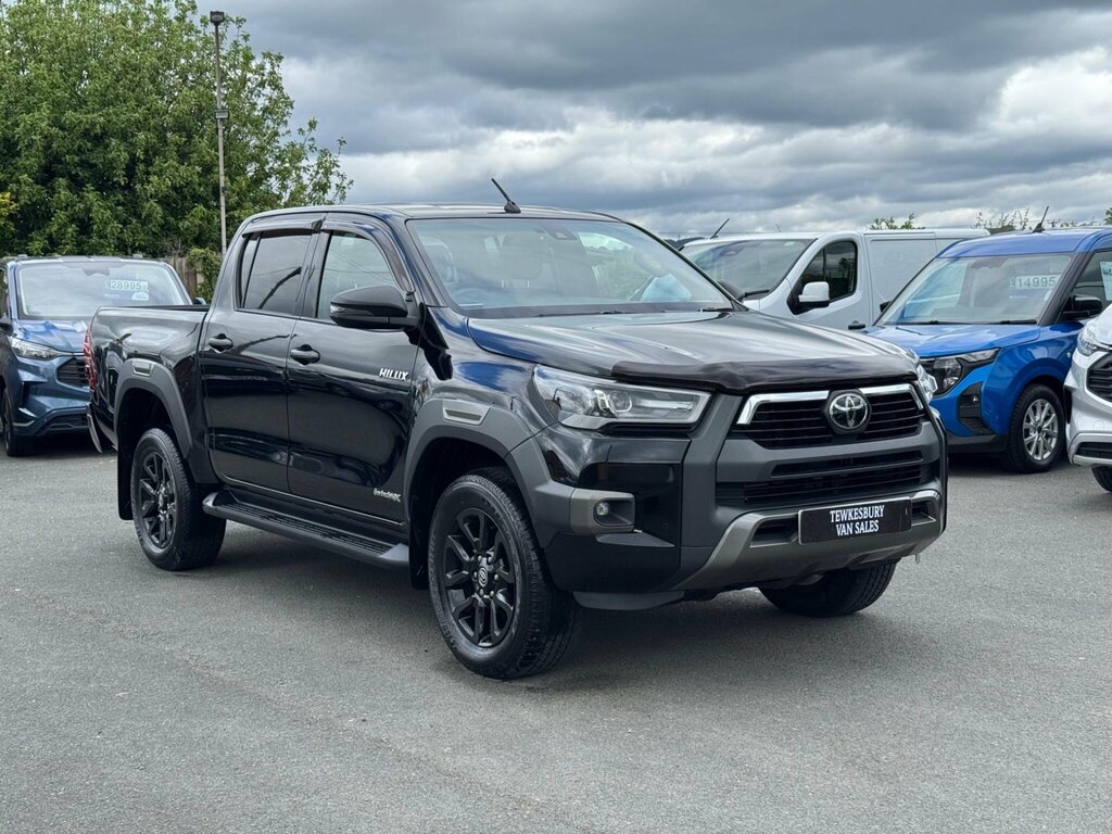 Toyota HILUX 2.8 D-4d Invincible X 4Wd Euro 6 Ss Black #5