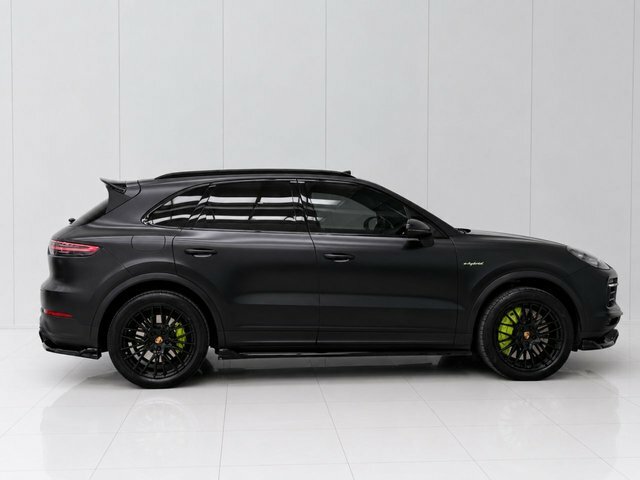 Porsche Cayenne 2019 3.0 V6 E-hybrid 14.1Kwh Suv Plug-i UP14NDA Black #2