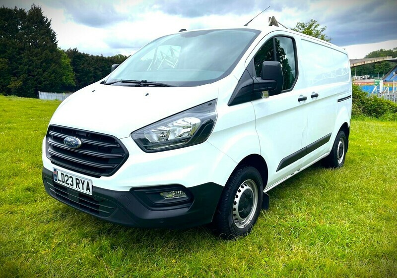 Ford Transit Custom 300 Leader P V LD23RYA White #3