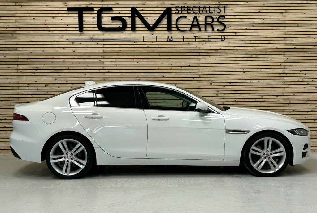 Jaguar XE 2L Hse RX19EUP White #5