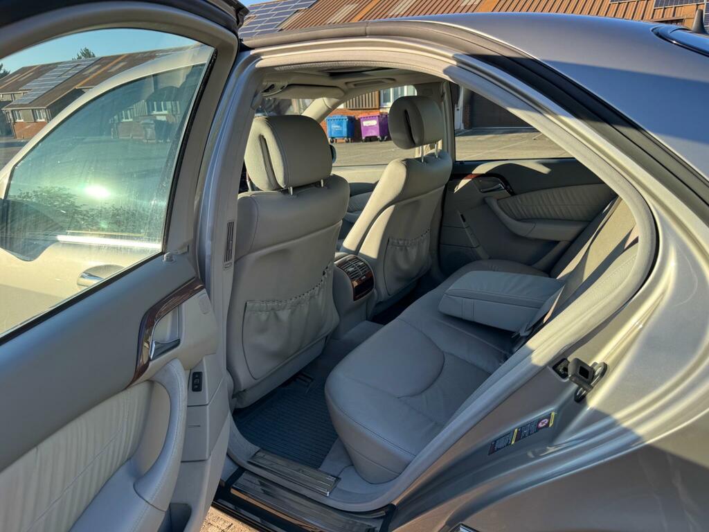 Mercedes-Benz S Class Other 3.2 Black #44