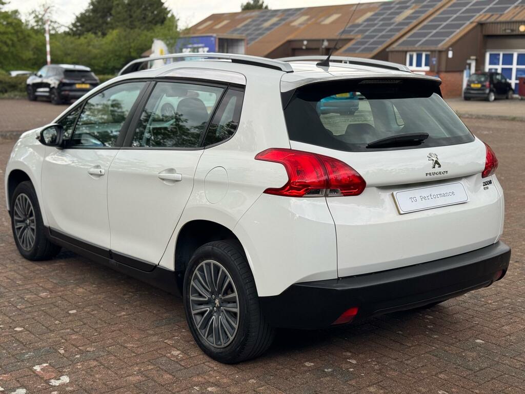 Peugeot 2008 1.2 Puretech Active Etg Euro 6 Ss White #2