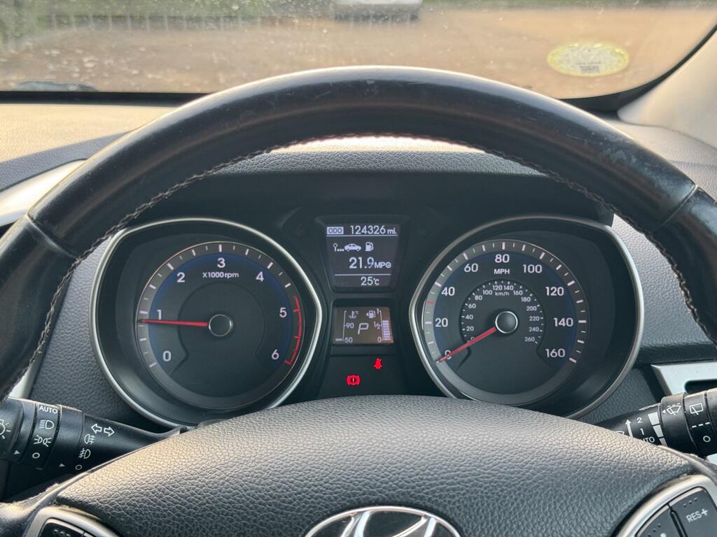 Hyundai I30 1.6 Crdi Style Euro 5 Silver #6