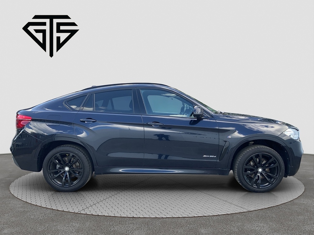 BMW X6 30D M Sport Black #2