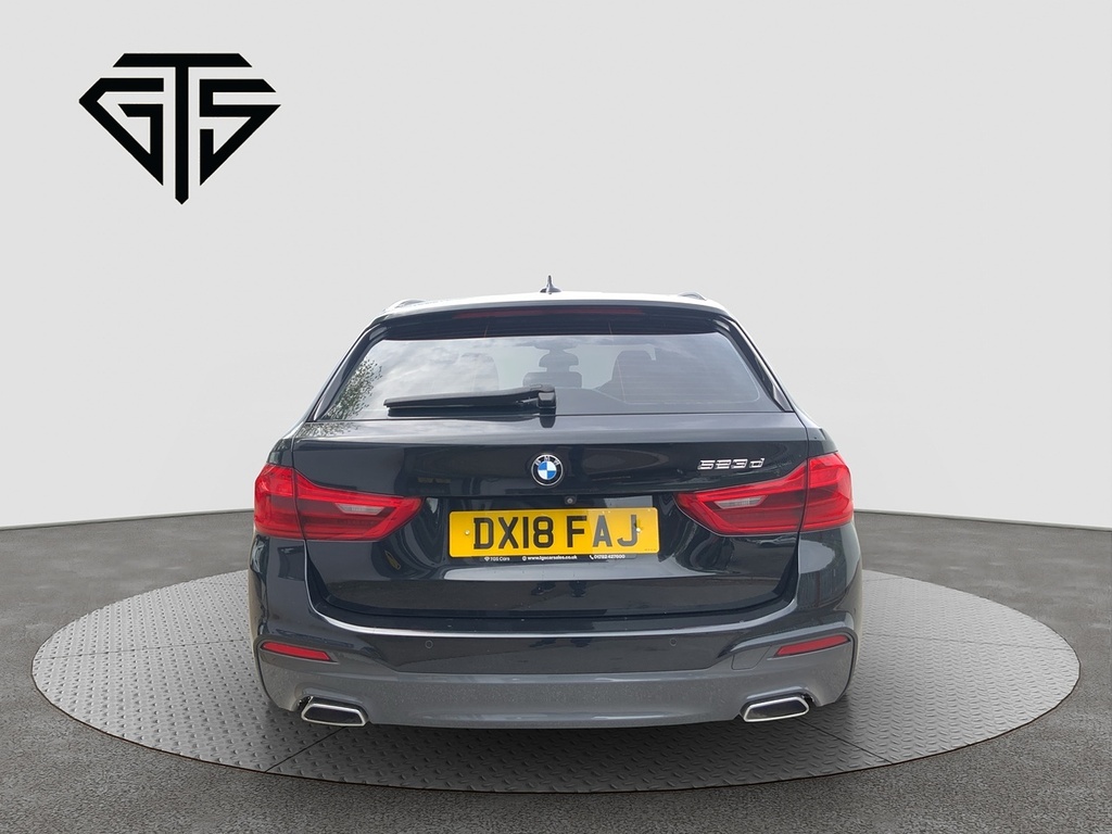 BMW 5 Series Touring M-sports DX18FAJ Black #4