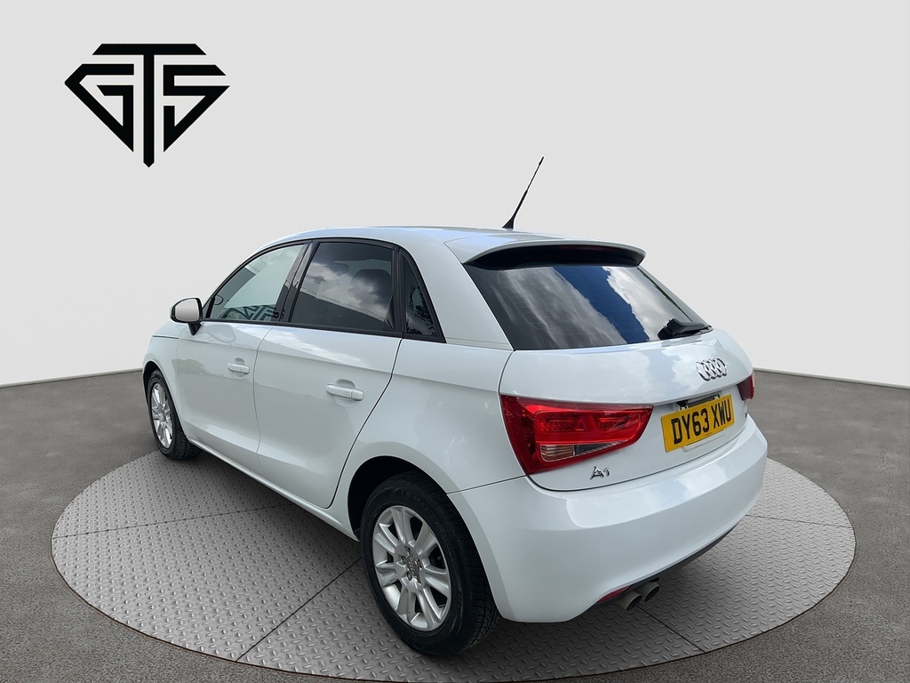 Audi A1 Sportback DY63XWU #5