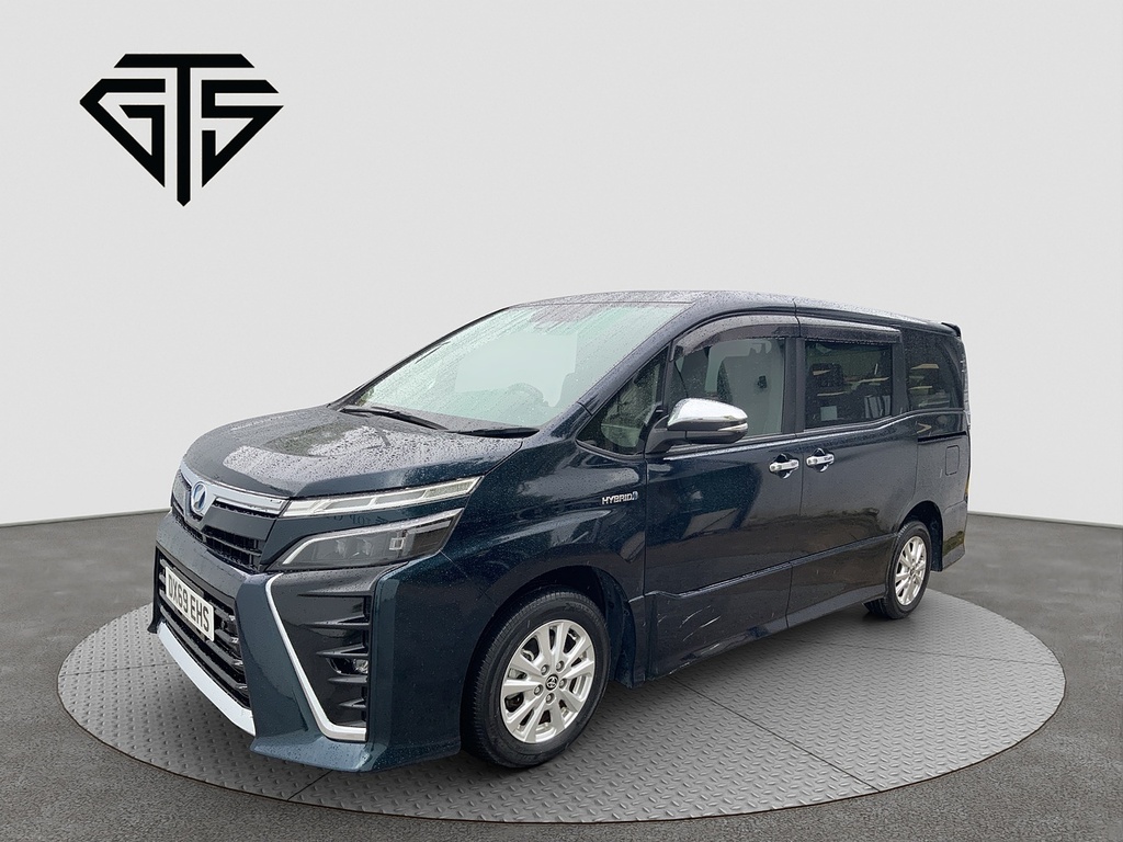Toyota Voxy Petrol #8