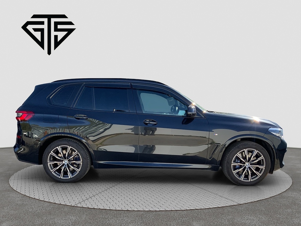 BMW X5 Xdrive35d M-sports DX69EFN Black #2