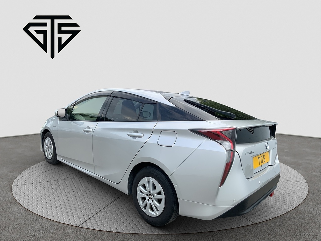 Toyota Prius S Safetyplus Silver #5
