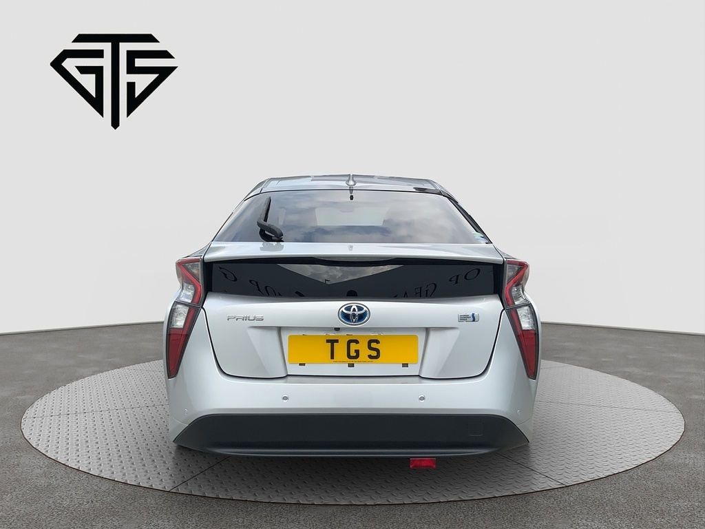 Toyota Prius S Safetyplus Silver #4