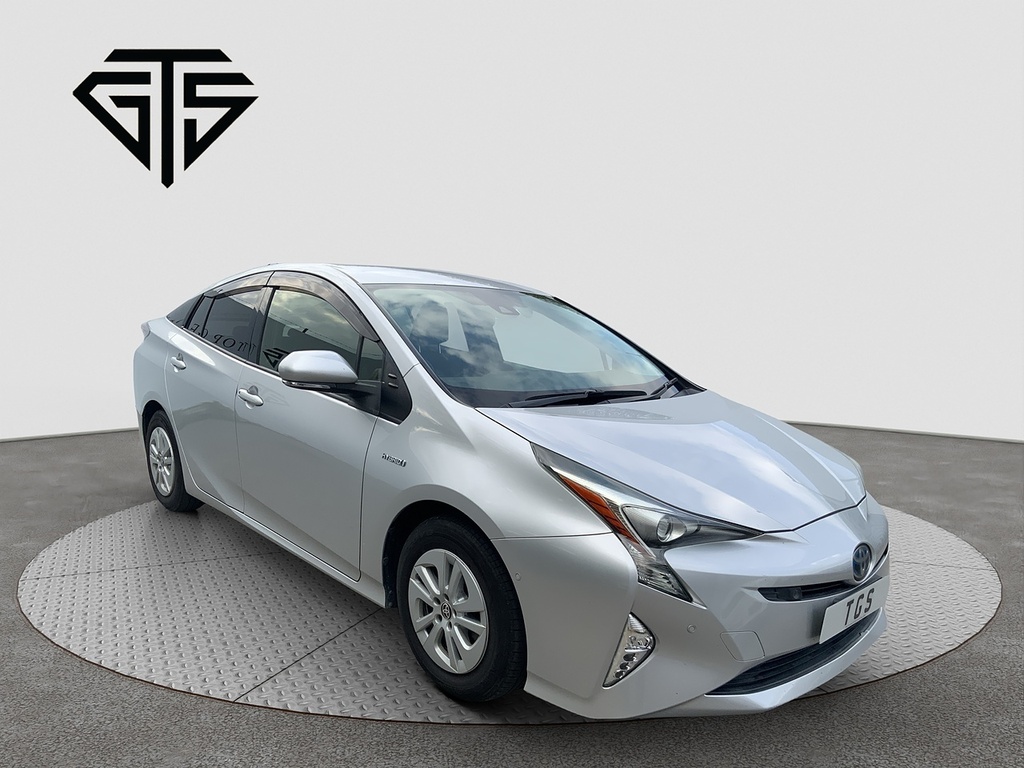 Toyota Prius S Safetyplus Silver