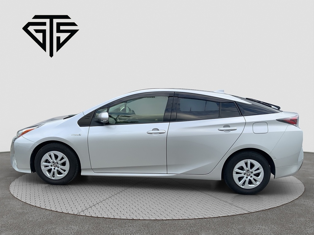 Toyota Prius S Safetyplus Silver #6