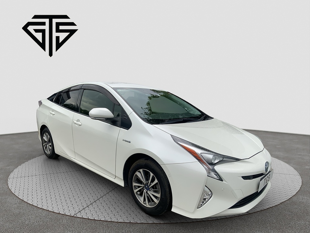 Toyota Prius S Safetyplus 